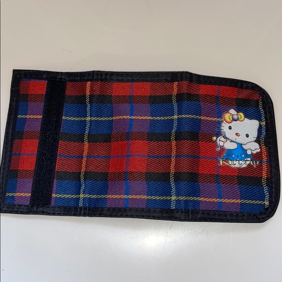 Brand new Hello Kitty Wallet - Picture 2 of 6